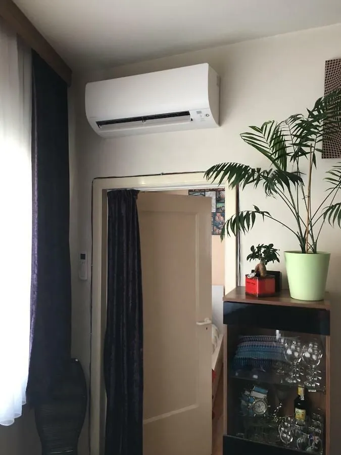 One-Bedroom Apartment Near Atomium Brussels